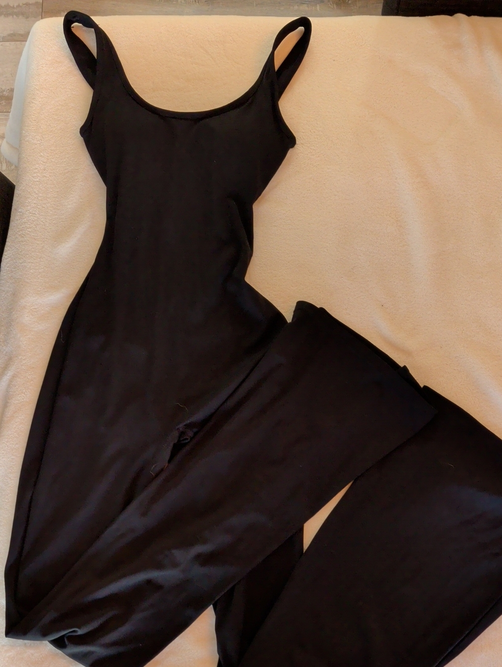Vertvie  Black Scoop Neck Flair Leg Bodysuit